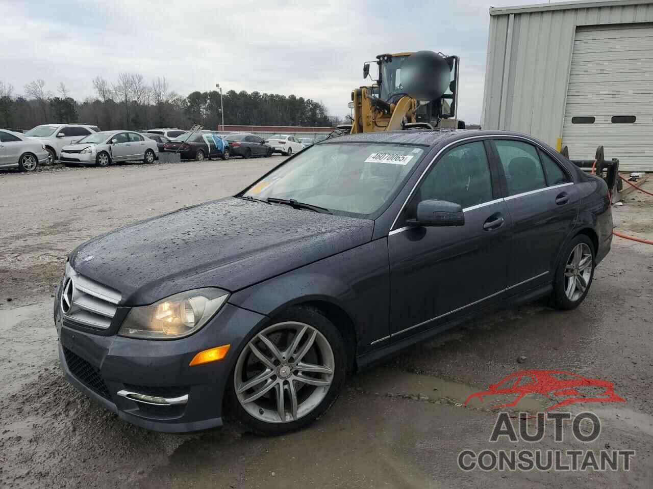 MERCEDES-BENZ C-CLASS 2013 - WDDGF8AB7DR276565