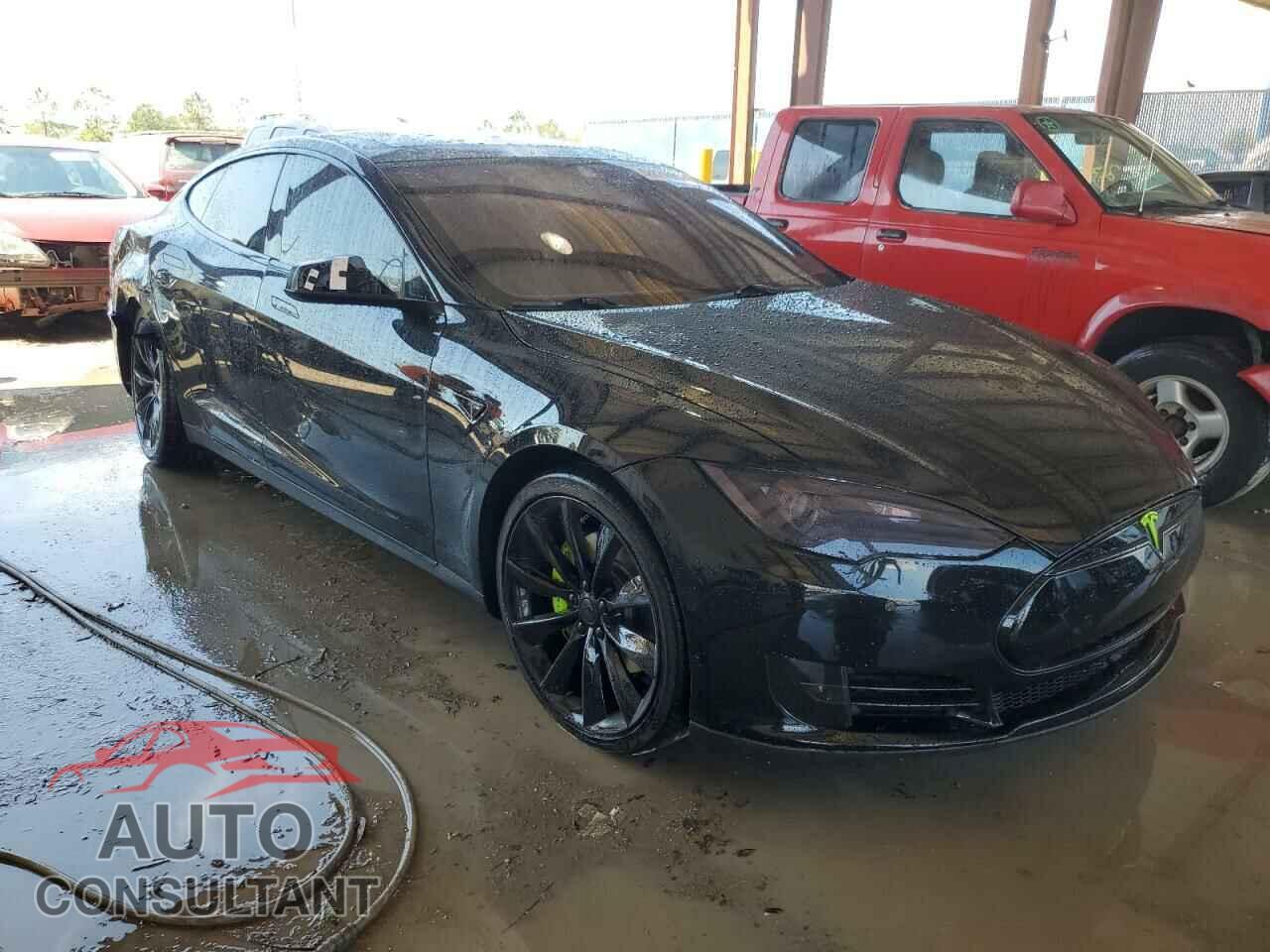 TESLA MODEL S 2016 - 5YJSA1E48GF127808