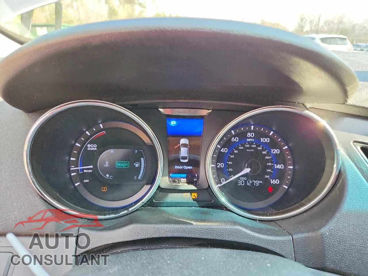 HYUNDAI SONATA 2012 - KMHEC4A44CA041277