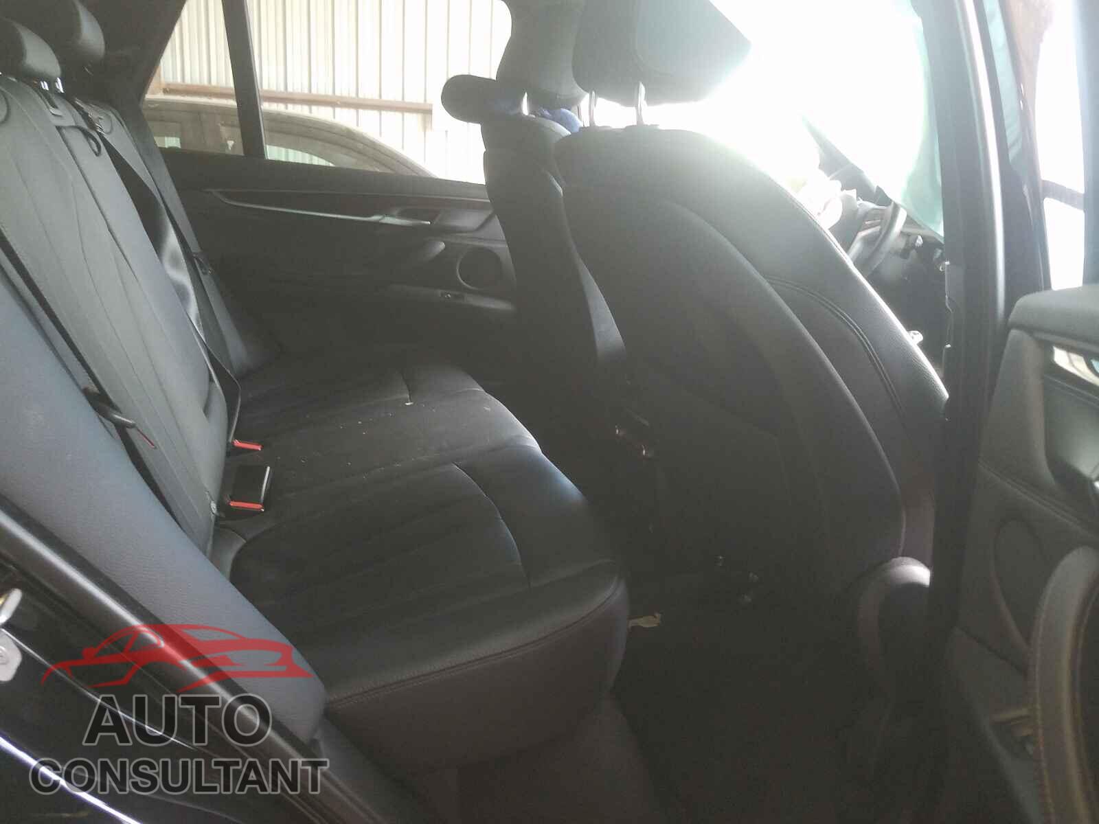 BMW X5 2017 - 5UXKR2C39H0X05163