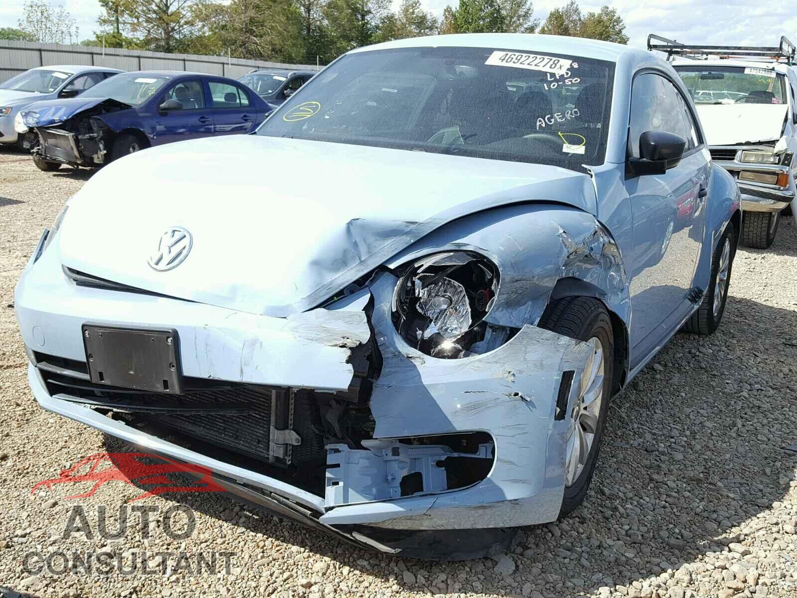 VOLKSWAGEN BEETLE 2015 - 3VWF17AT8FM627072