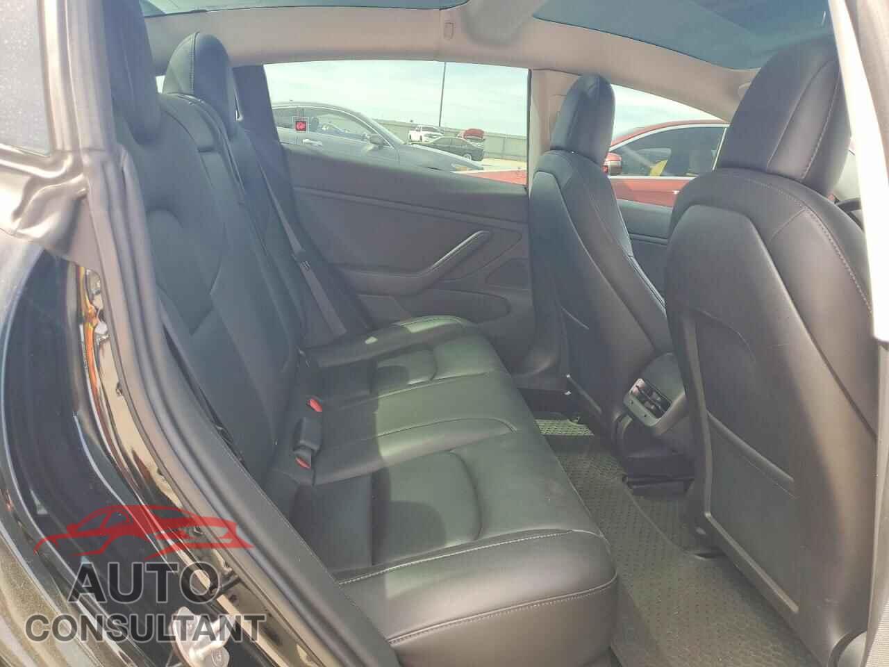 TESLA MODEL 3 2019 - 5YJ3E1EA4KF189987
