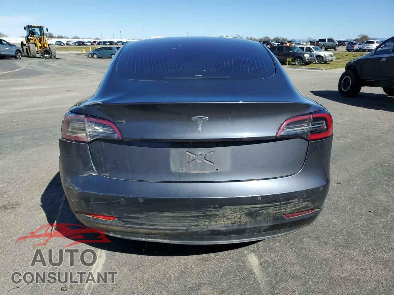 TESLA MODEL 3 2017 - 5YJ3E1EA1HF002455