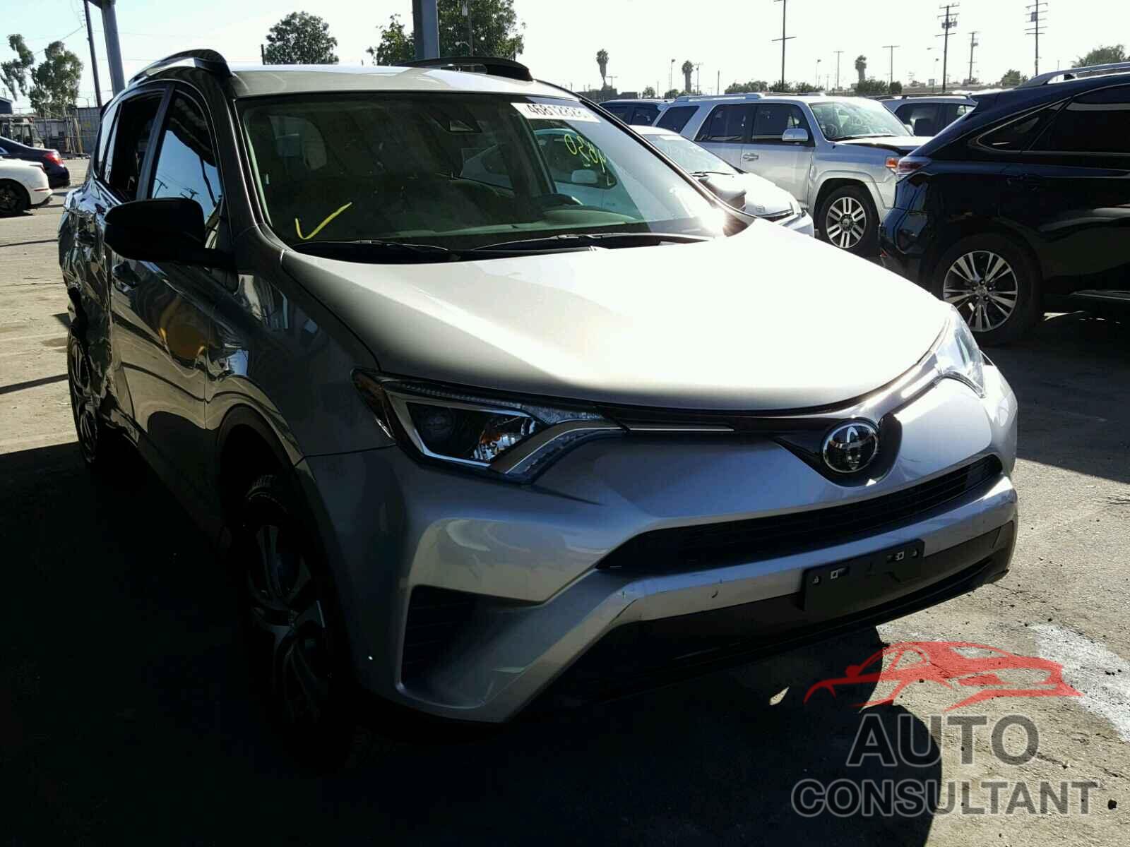 TOYOTA RAV4 LE 2017 - 2T3ZFREV5HW372424