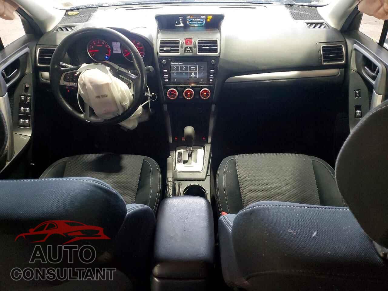 SUBARU FORESTER 2017 - JF2SJAEC0HH404655