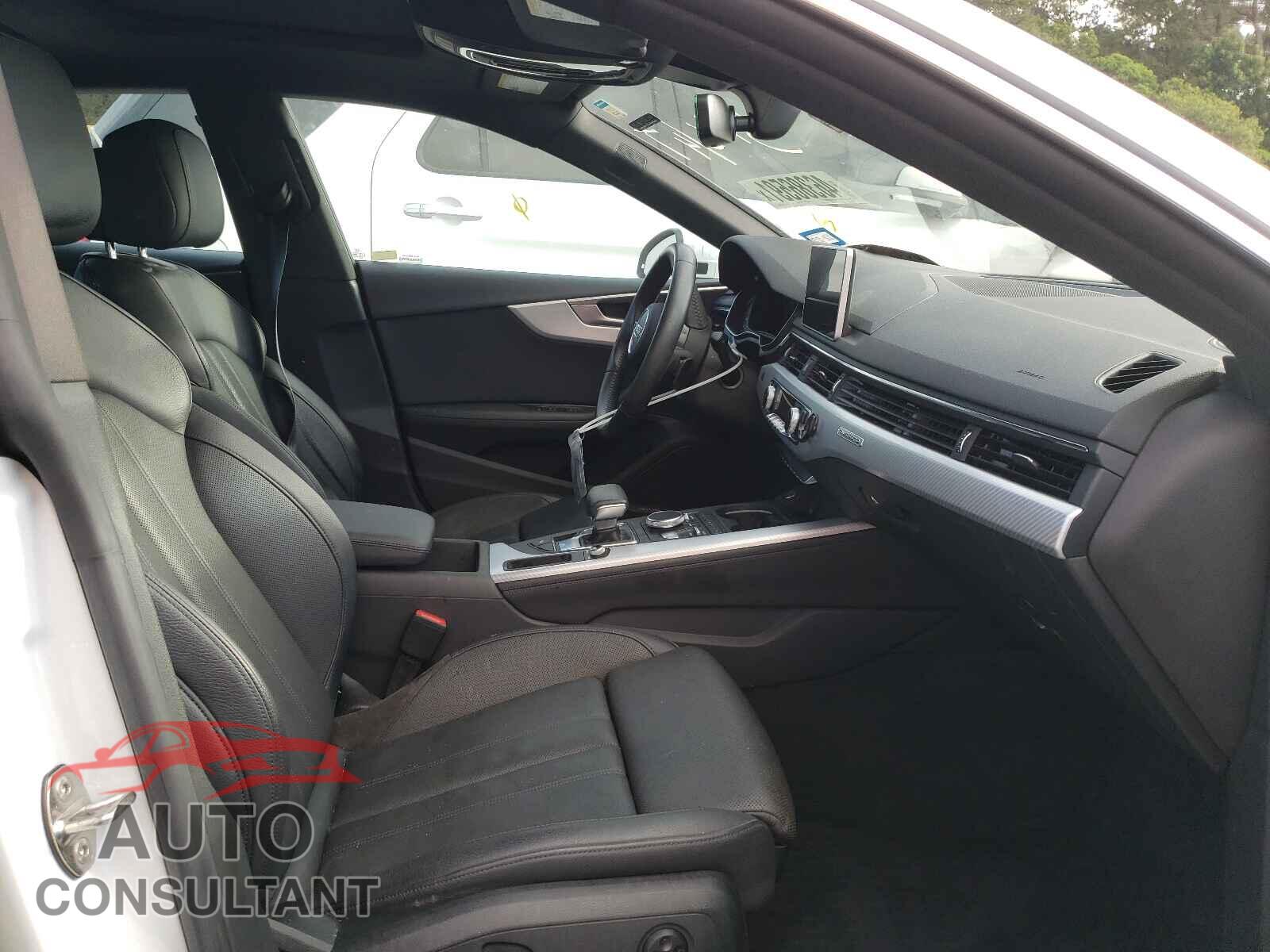 AUDI A5 2018 - WAUCNCF5XJA009266