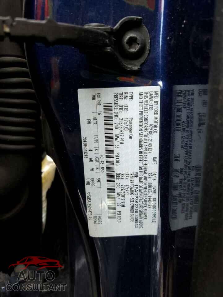 FORD FOCUS 2016 - 1FADP3K2XGL309843