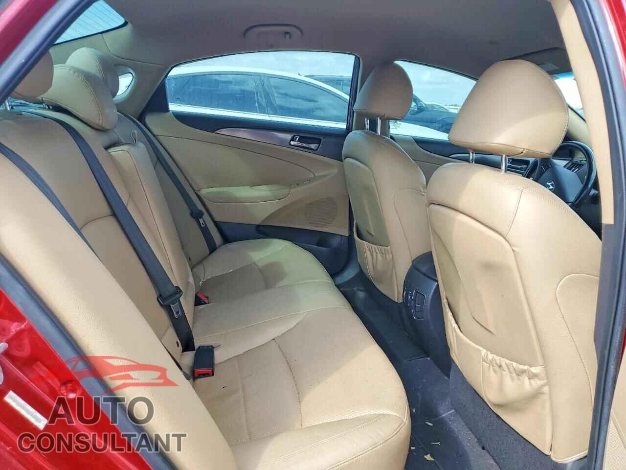 HYUNDAI SONATA 2012 - KMHEC4A46CA025324