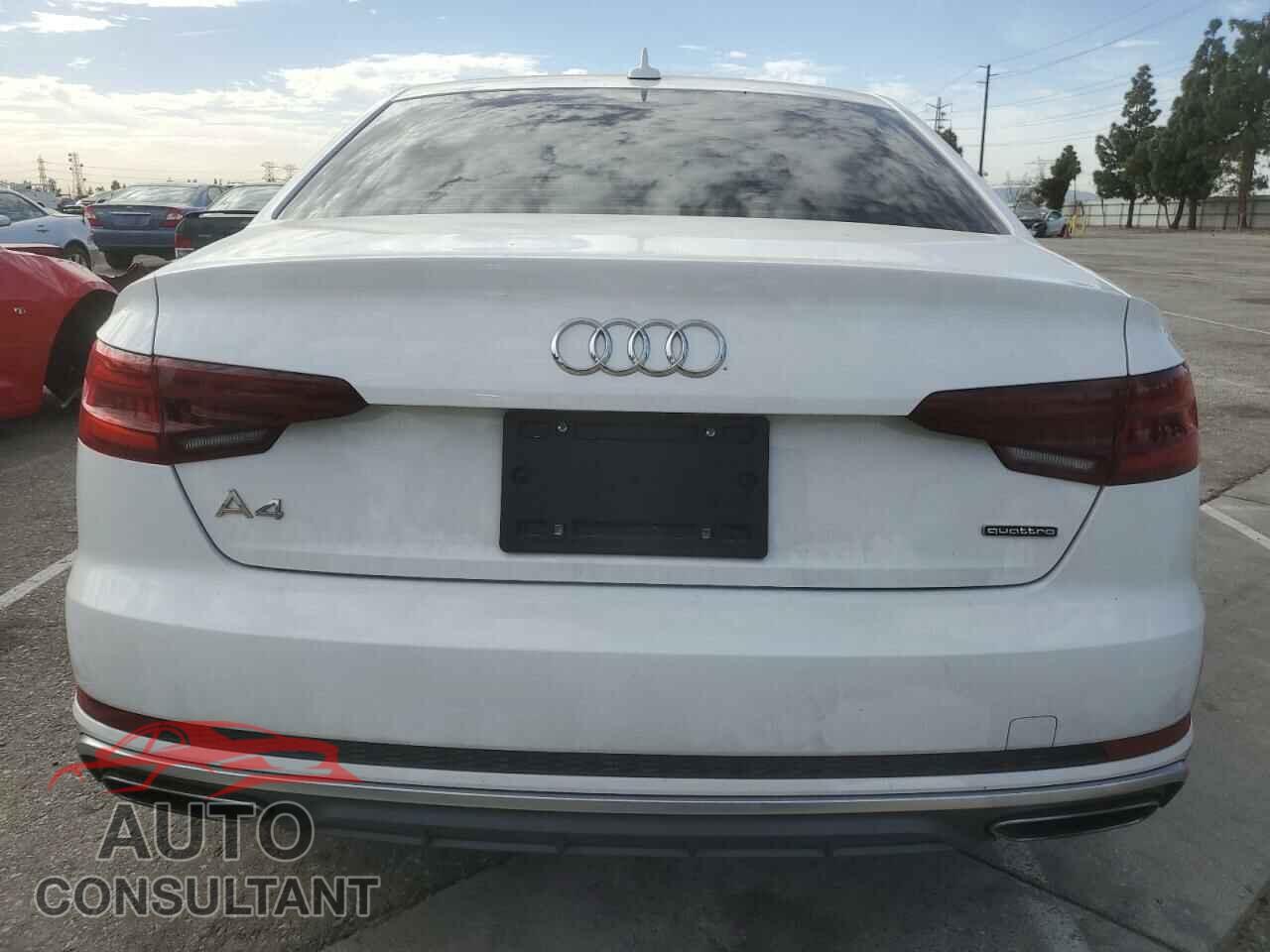 AUDI A4 2019 - WAUDNAF49KA115452