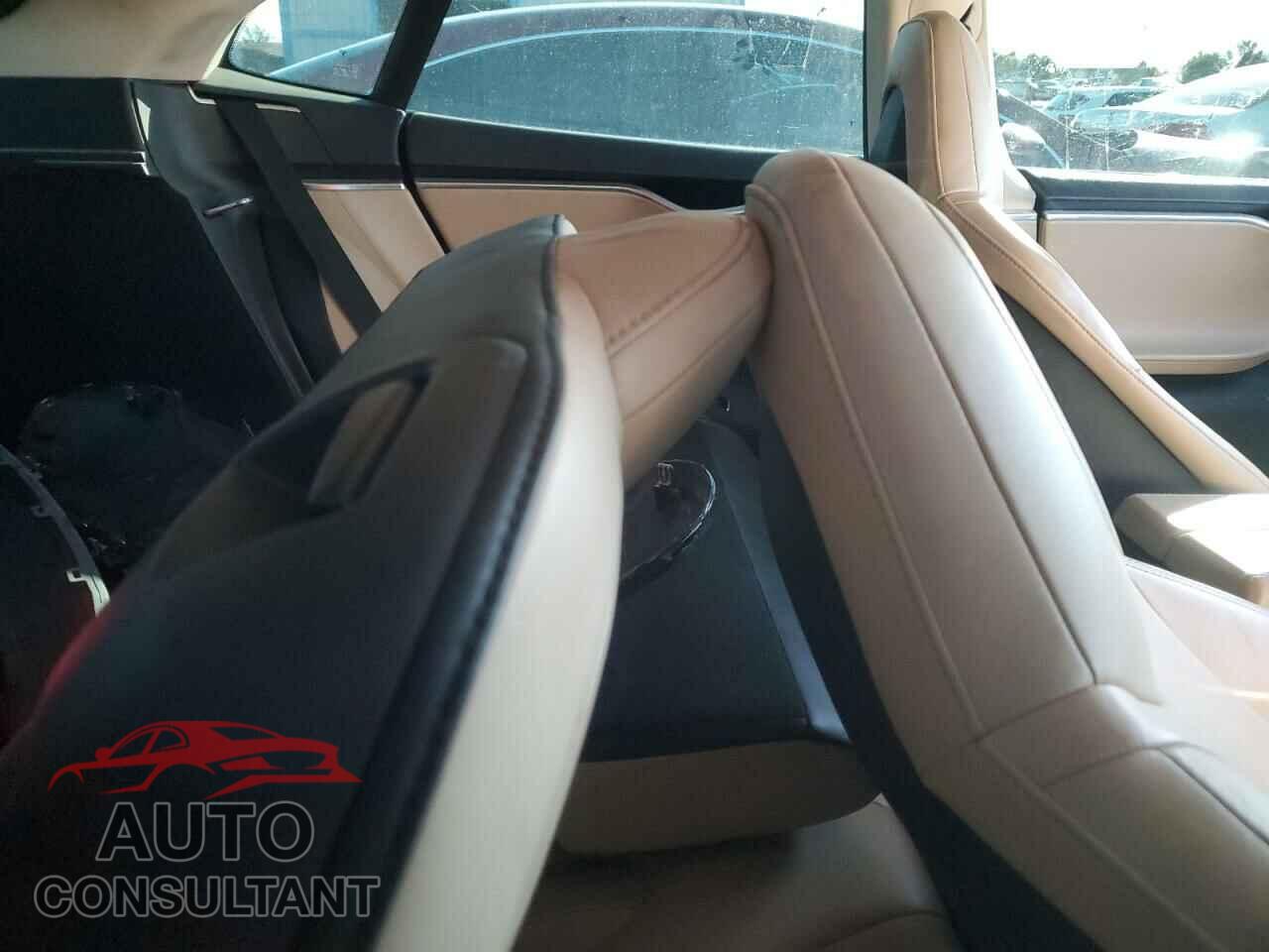 TESLA MODEL S 2013 - 5YJSA1BG9DFP11046