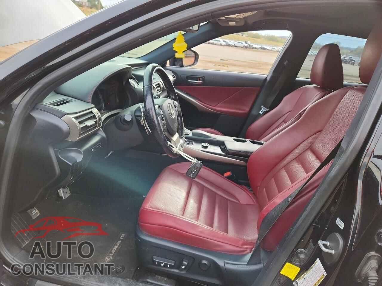 LEXUS IS 2016 - JTHBA1D26G5015413
