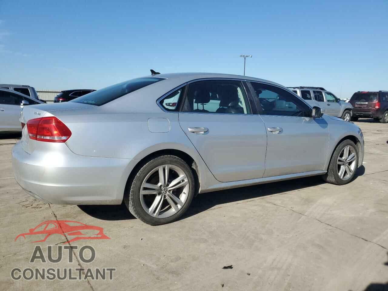 VOLKSWAGEN PASSAT 2014 - 1VWBT7A36EC047845