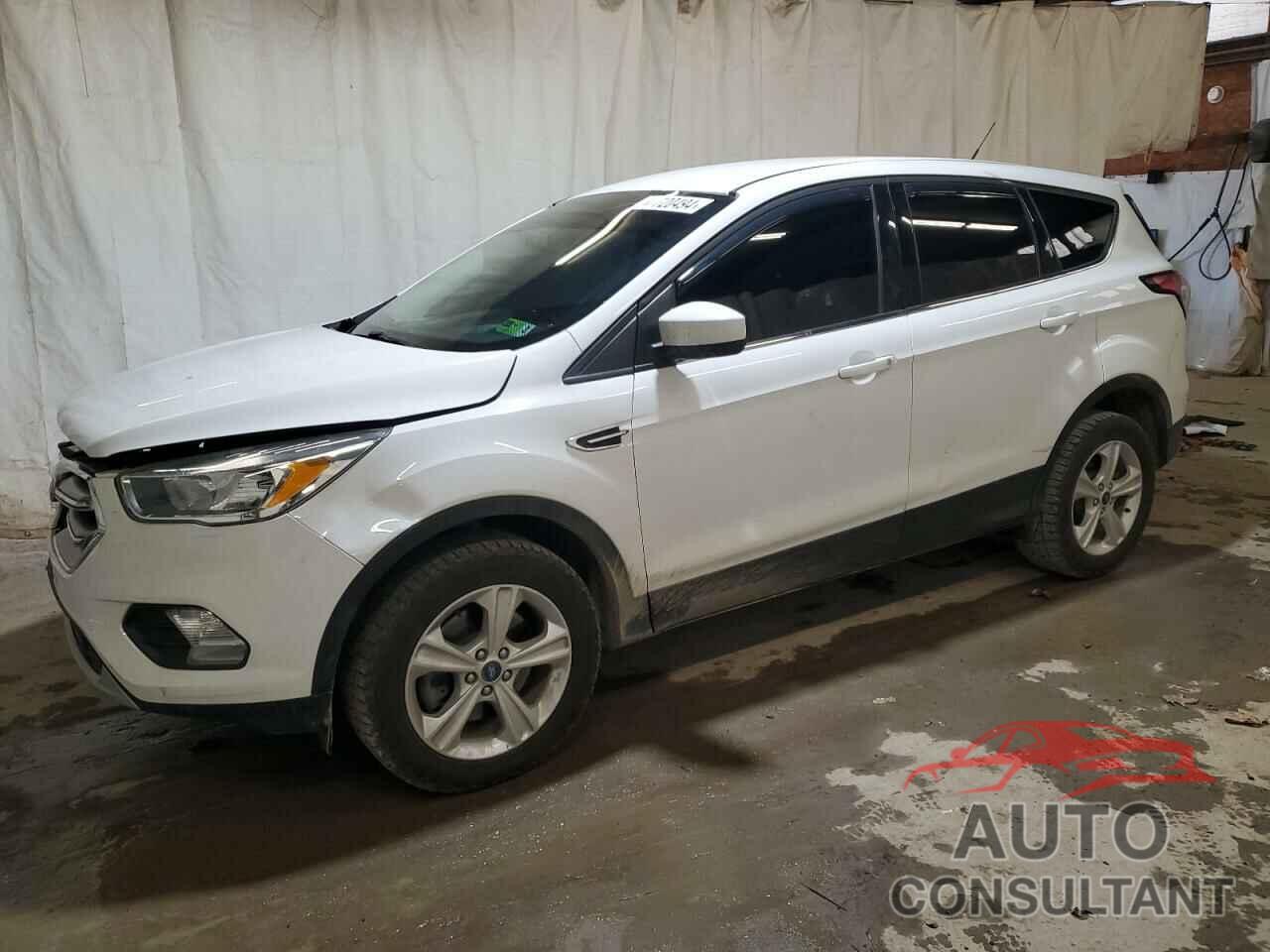 FORD ESCAPE 2017 - 1FMCU9GD9HUE89609