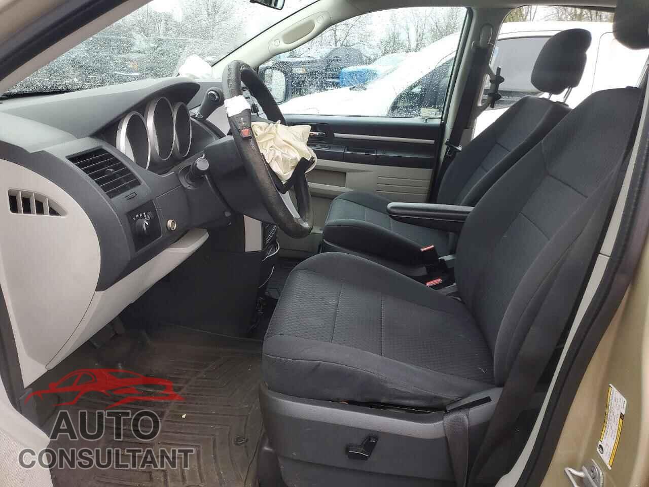 DODGE CARAVAN 2010 - 2D4RN4DE9AR303620