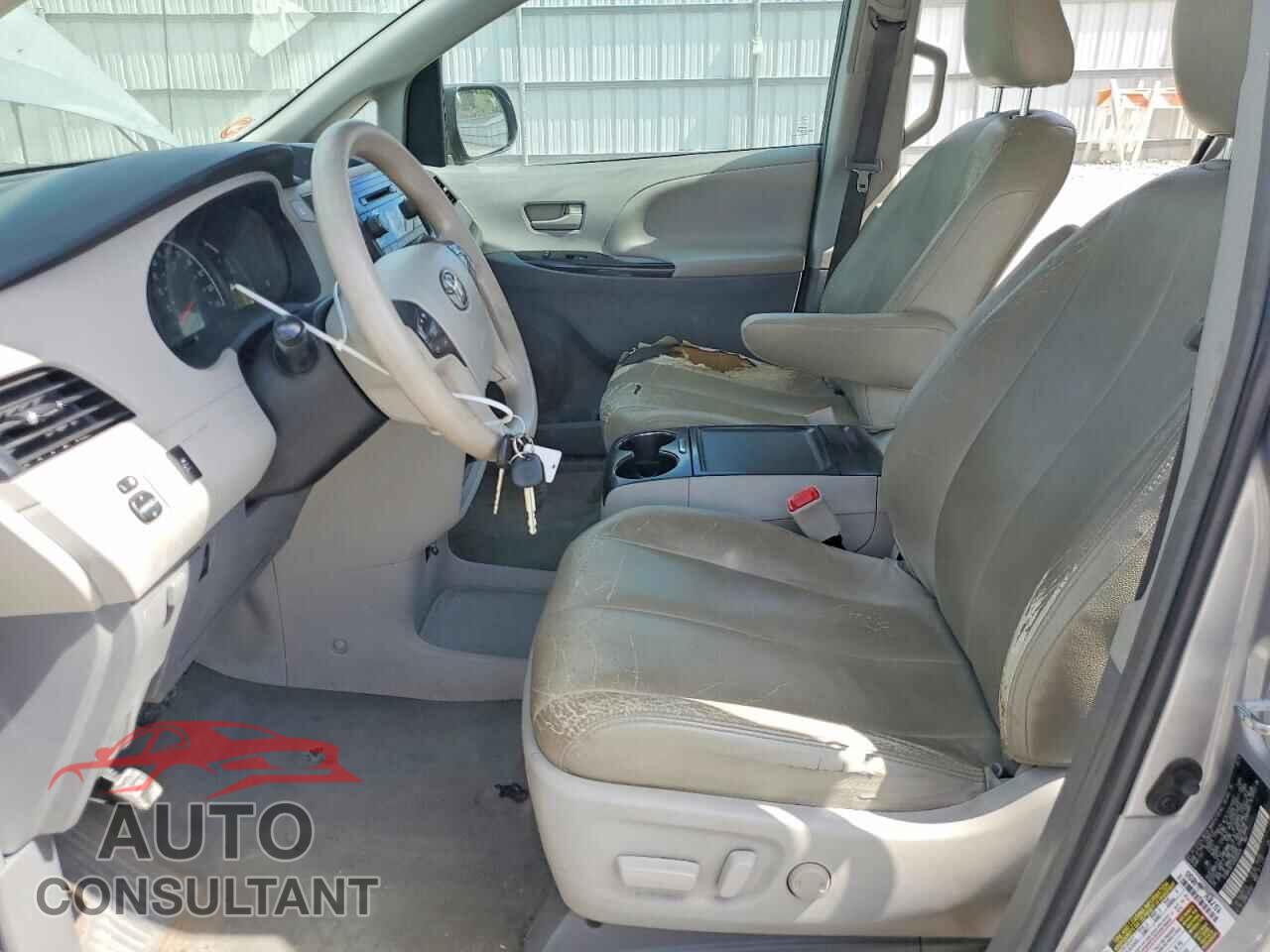 TOYOTA SIENNA 2012 - 5TDKK3DCXCS235029