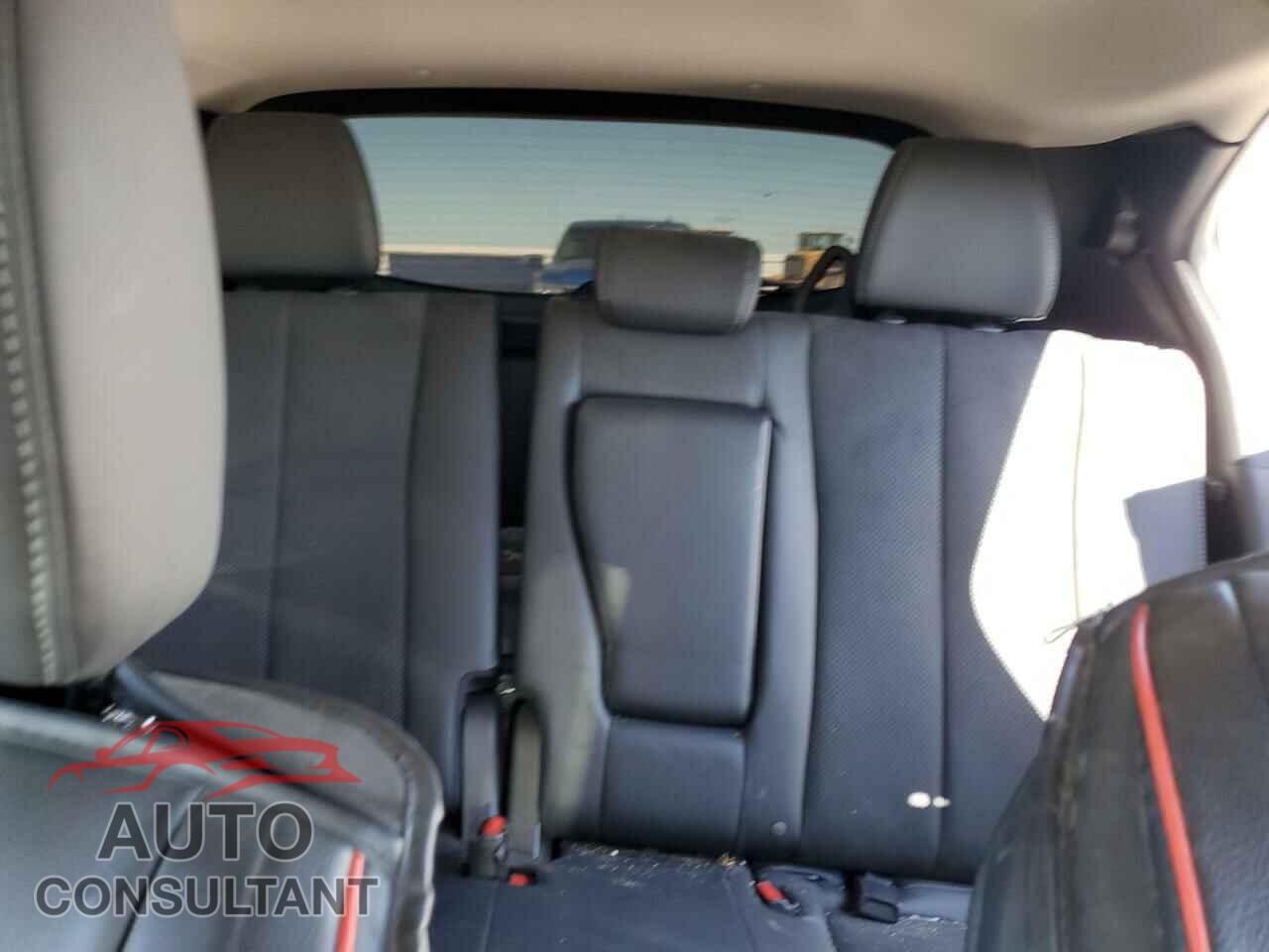 MITSUBISHI ECLIPSE 2023 - JA4ATWAA5PZ010903