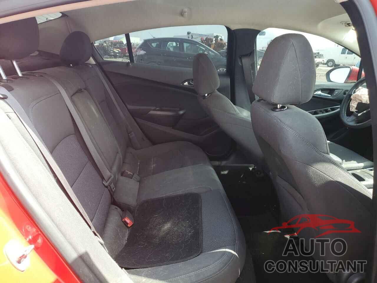 CHEVROLET CRUZE 2017 - 1G1BE5SM0H7111263