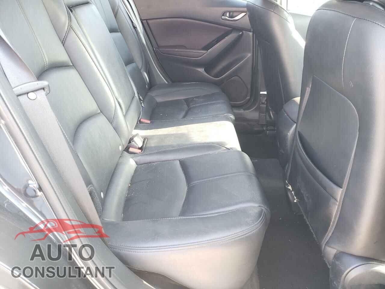MAZDA 3 2017 - 3MZBN1V78HM116669