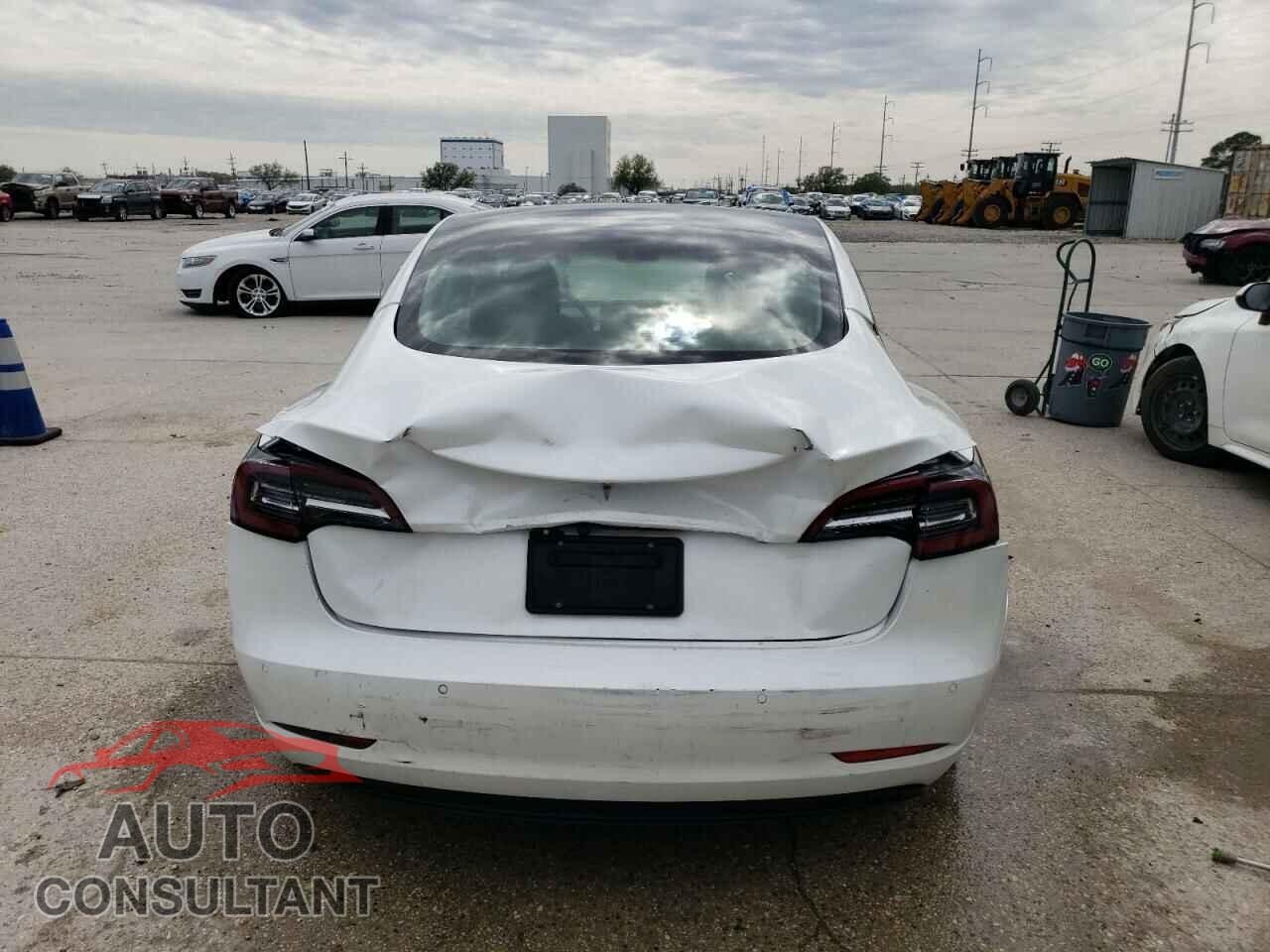 TESLA MODEL 3 2021 - 5YJ3E1EA2MF095500
