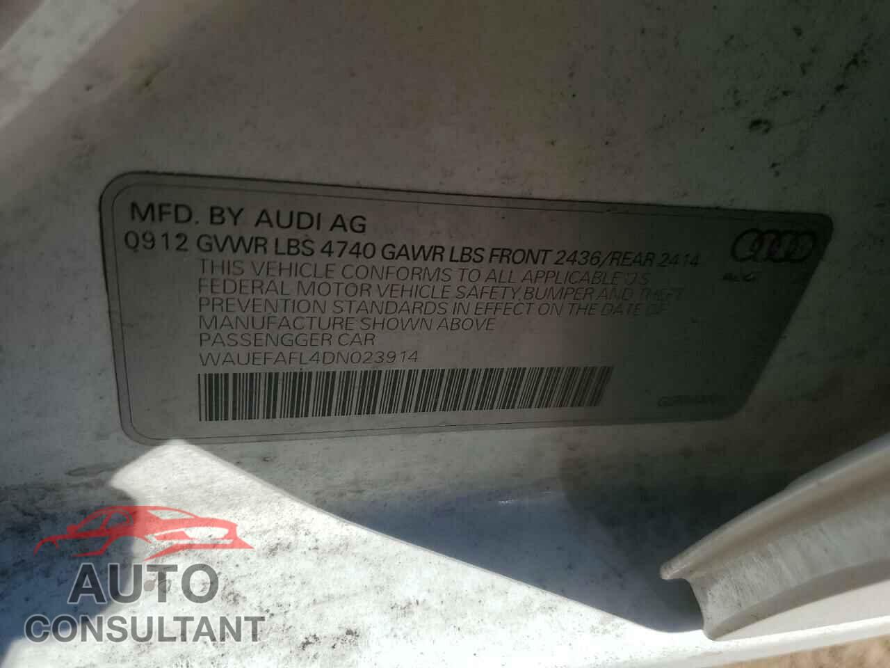AUDI A4 2013 - WAUEFAFL4DN023914
