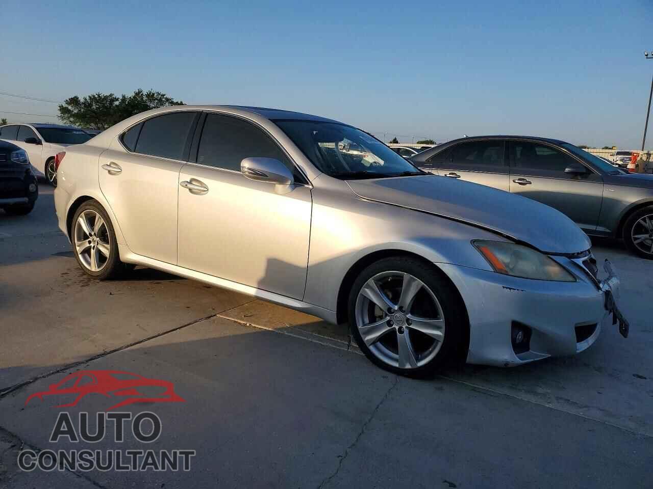 LEXUS IS 2012 - JTHBF5C23C2102420