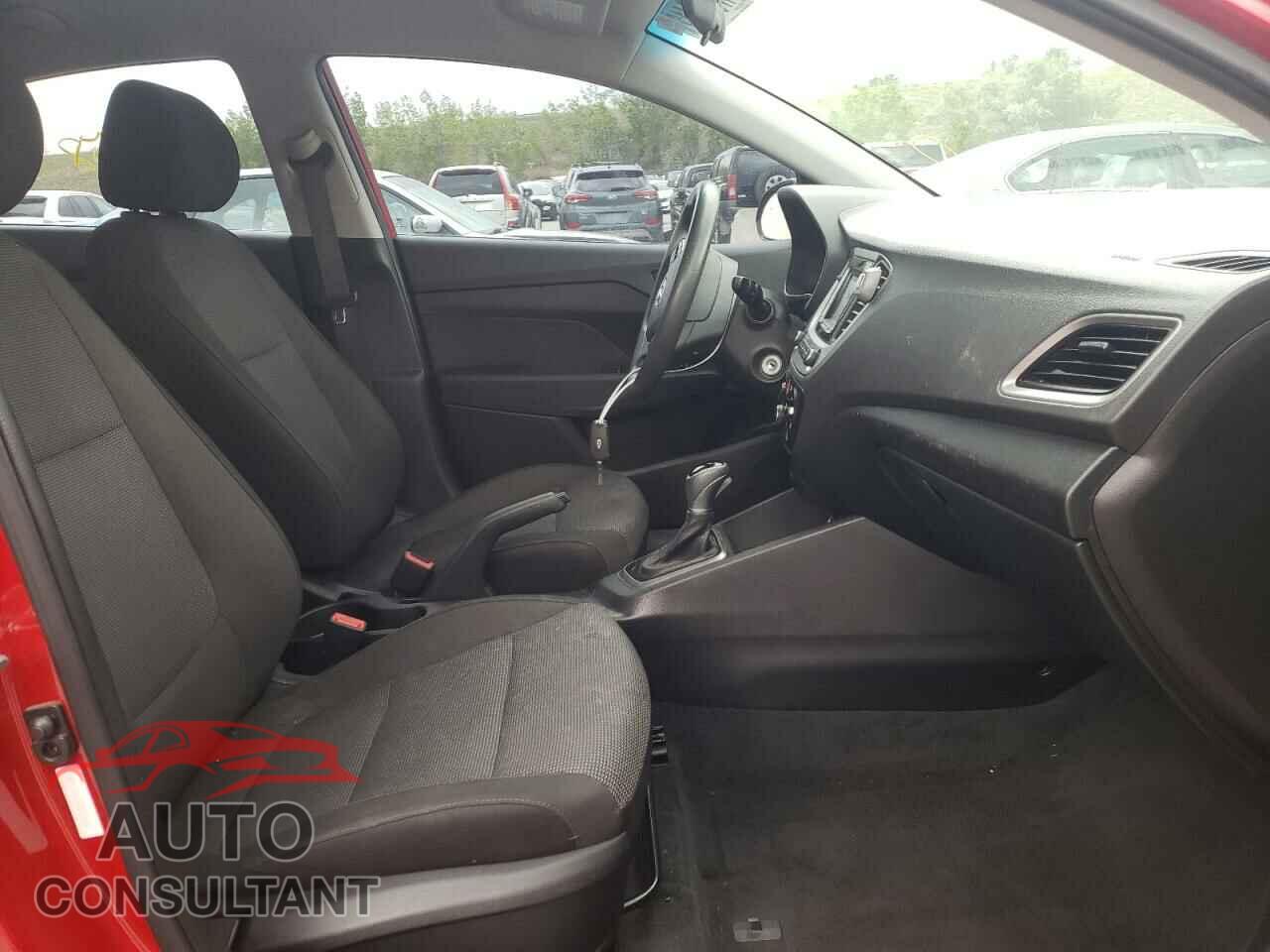 HYUNDAI ACCENT 2018 - 3KPC24A33JE006827