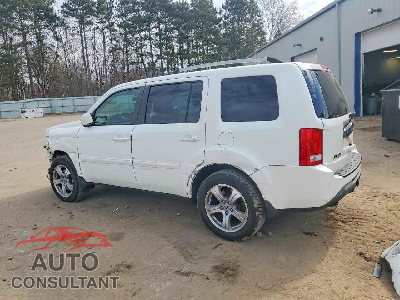 HONDA PILOT 2014 - 5FNYF4H5XEB010536