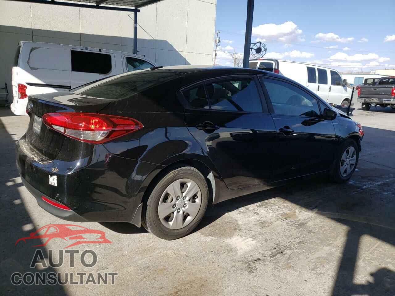 KIA FORTE 2017 - 3KPFL4A73HE076965