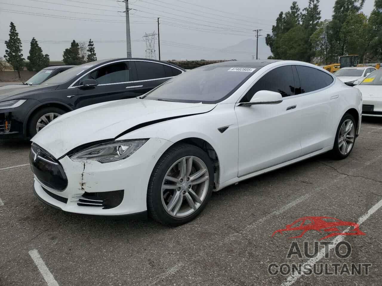 TESLA MODEL S 2013 - 5YJSA1DP8DFP16316