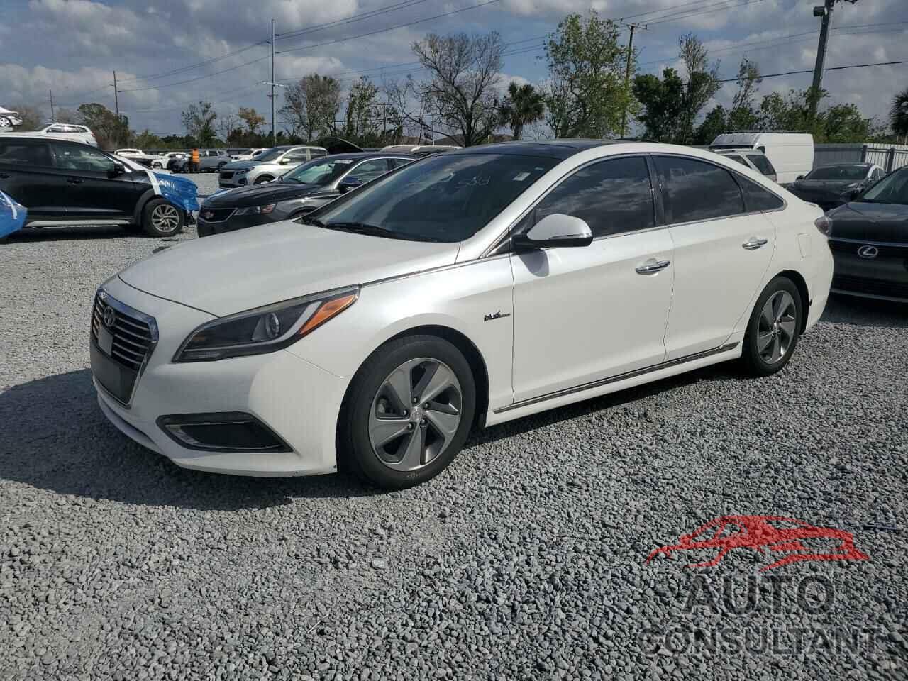 HYUNDAI SONATA 2016 - KMHE34L19GA012446