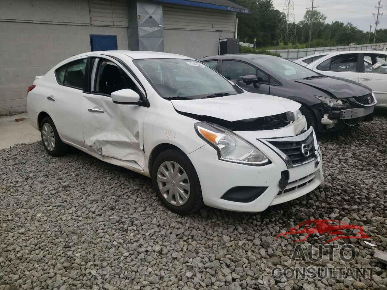 NISSAN VERSA 2019 - 3N1CN7APXKL865439