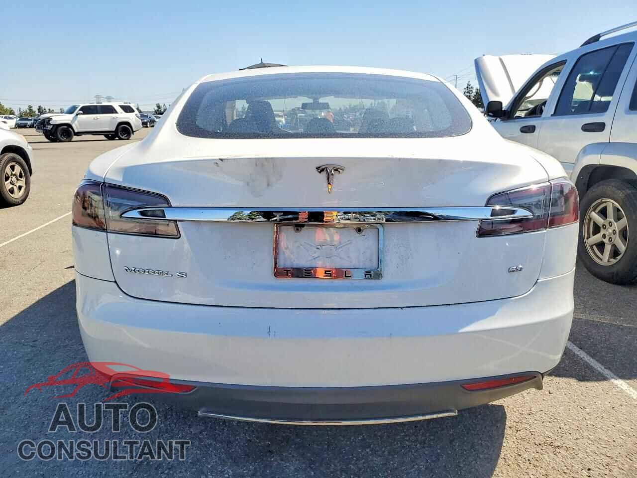 TESLA MODEL S 2013 - 5YJSA1BG5DFP09844