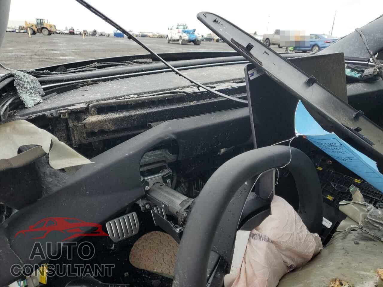 TESLA MODEL 3 2024 - 5YJ3E1ET2RF900226