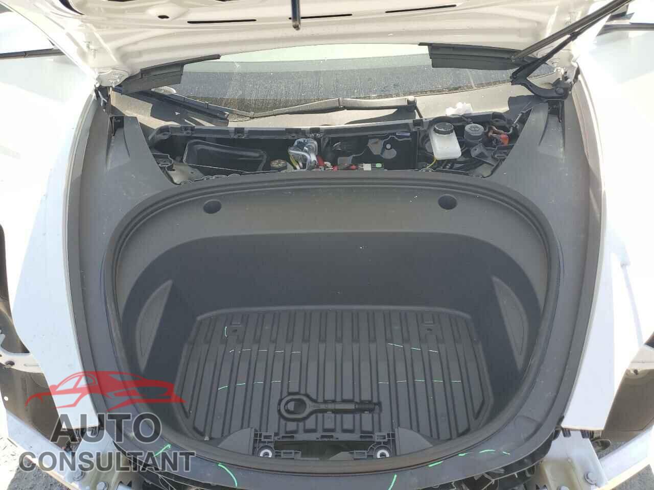 TESLA MODEL 3 2023 - 5YJ3E1EA5PF552417