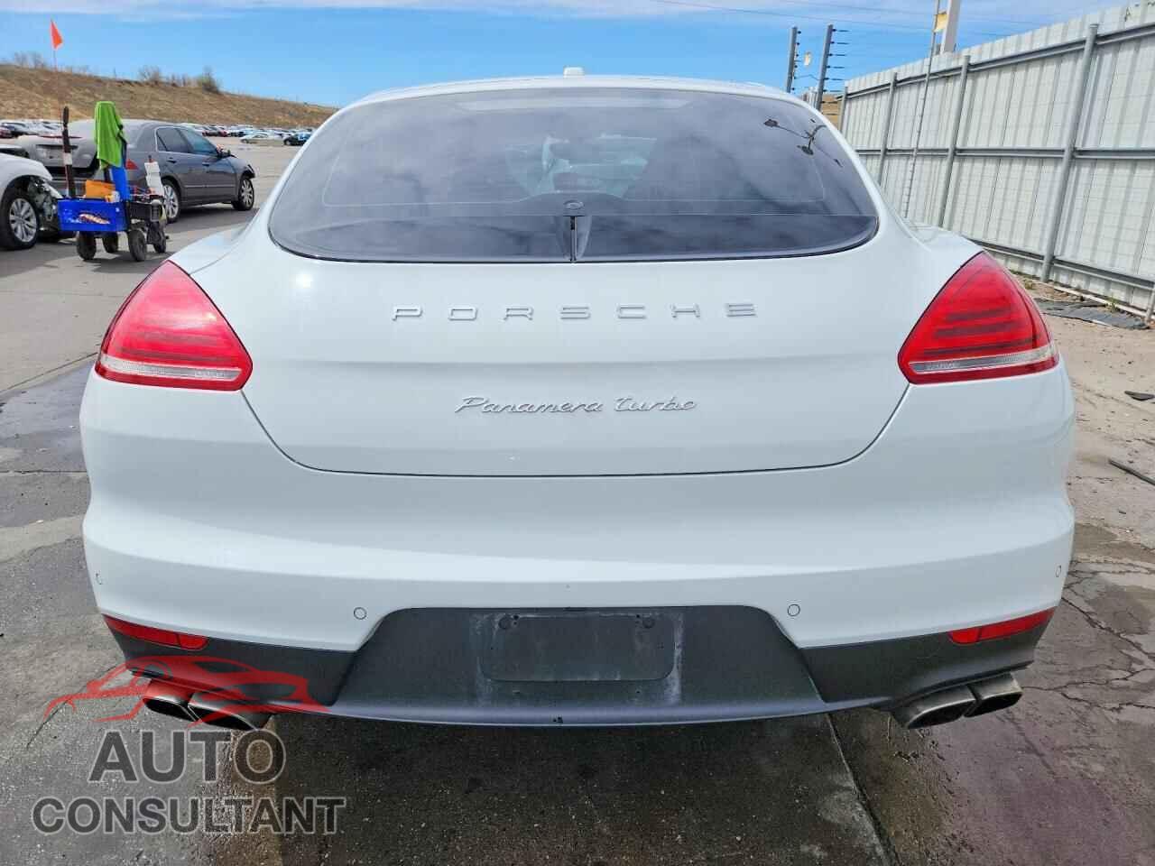 PORSCHE PANAMERA 2015 - WP0AC2A73FL070571