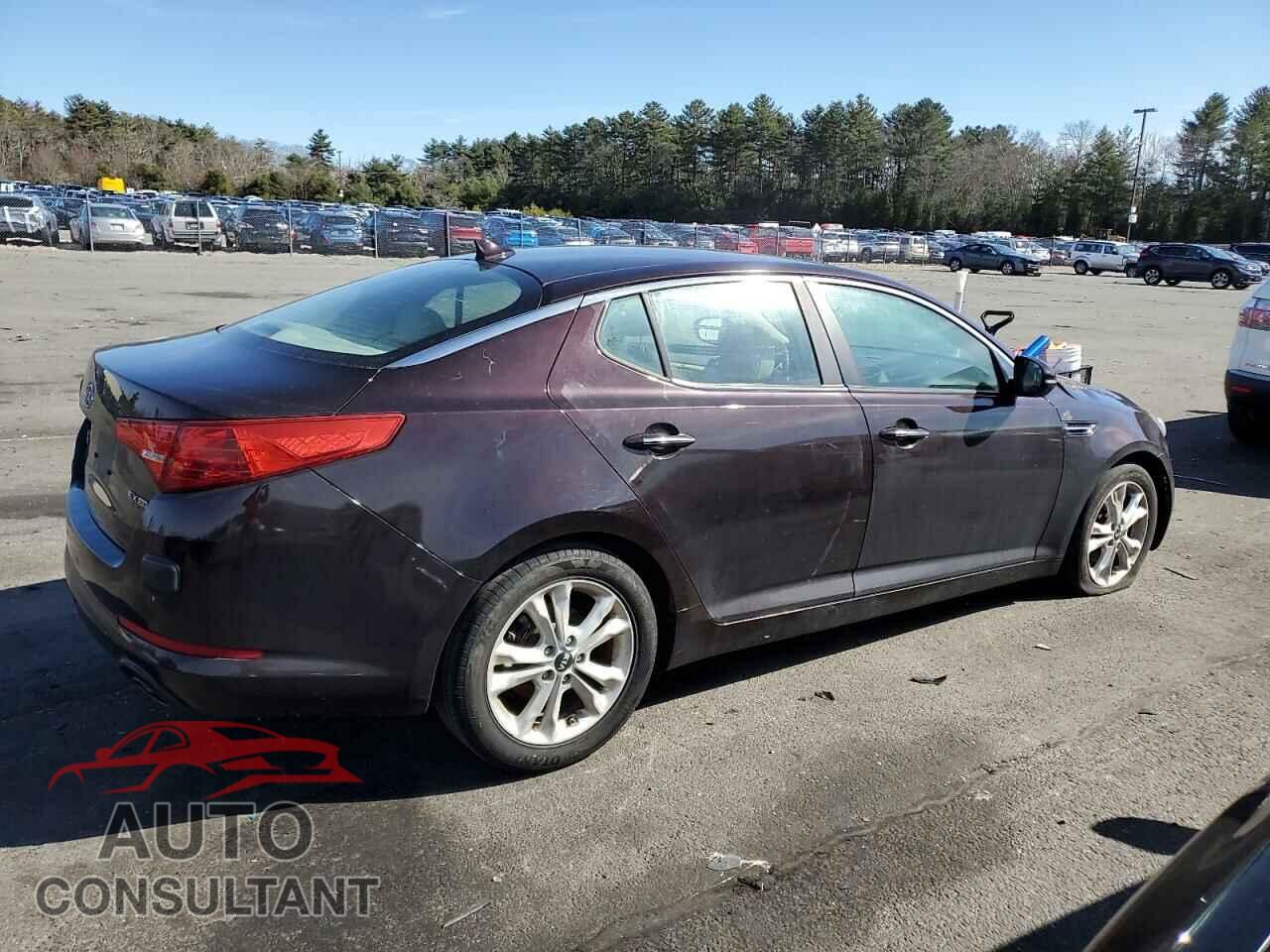 KIA OPTIMA 2011 - KNAGN4A71B5045583