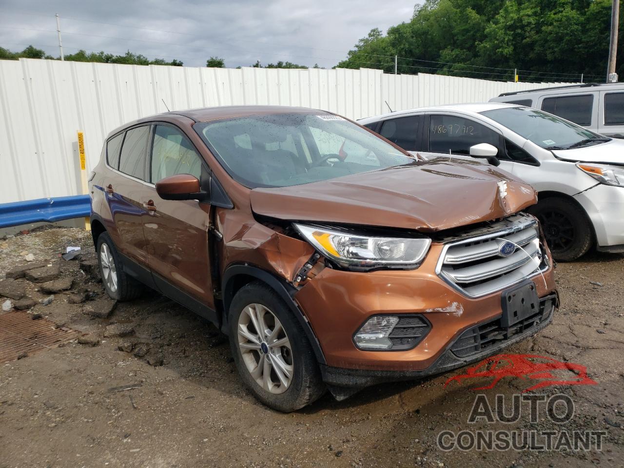 FORD ESCAPE 2017 - 1FMCU9GD0HUB55534