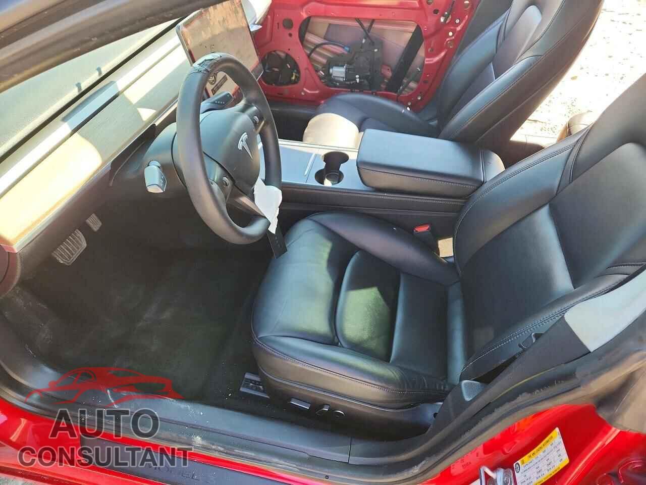 TESLA MODEL 3 2021 - 5YJ3E1EA2MF042179