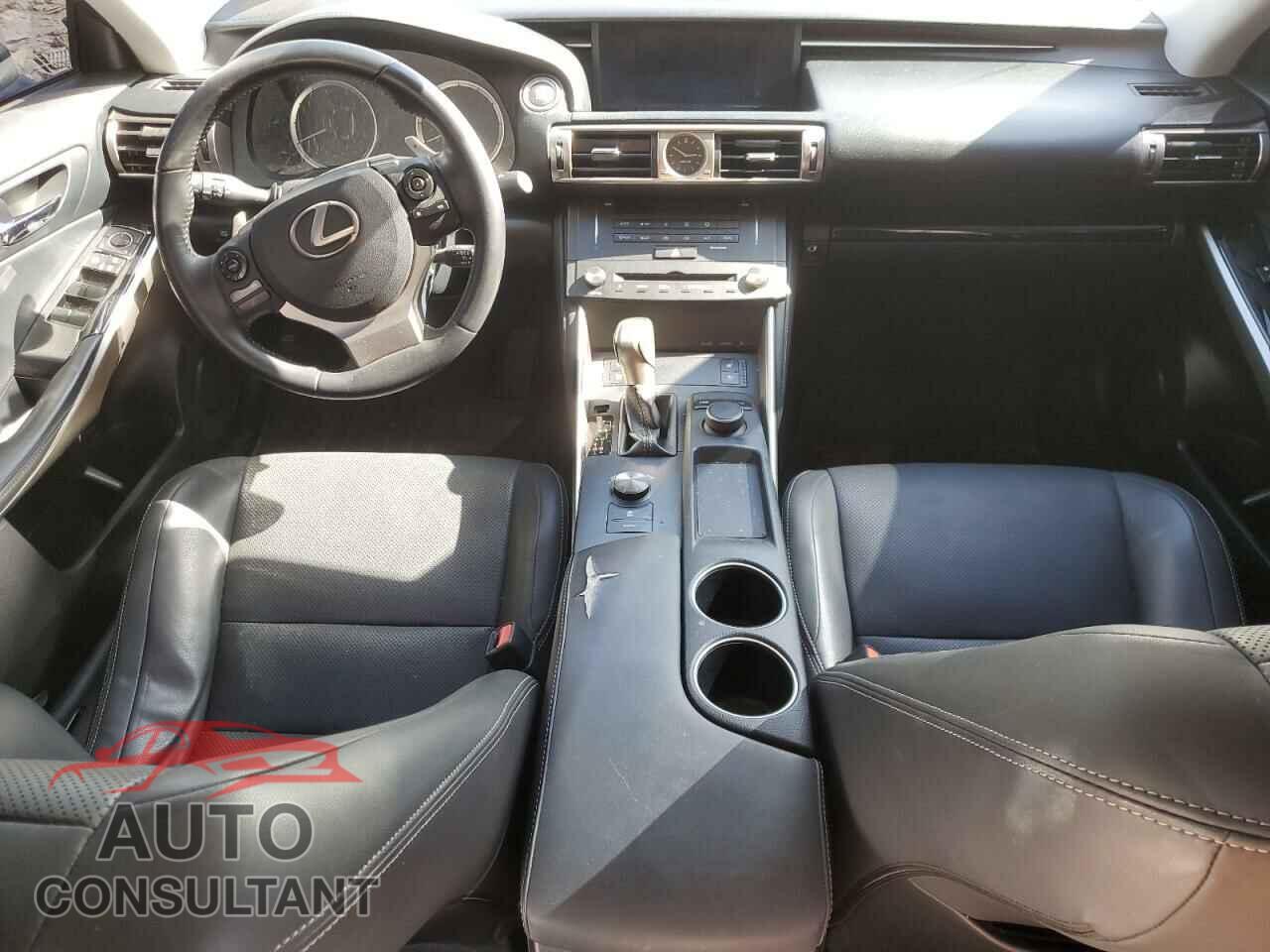 LEXUS IS 2015 - JTHCF1D20F5019431