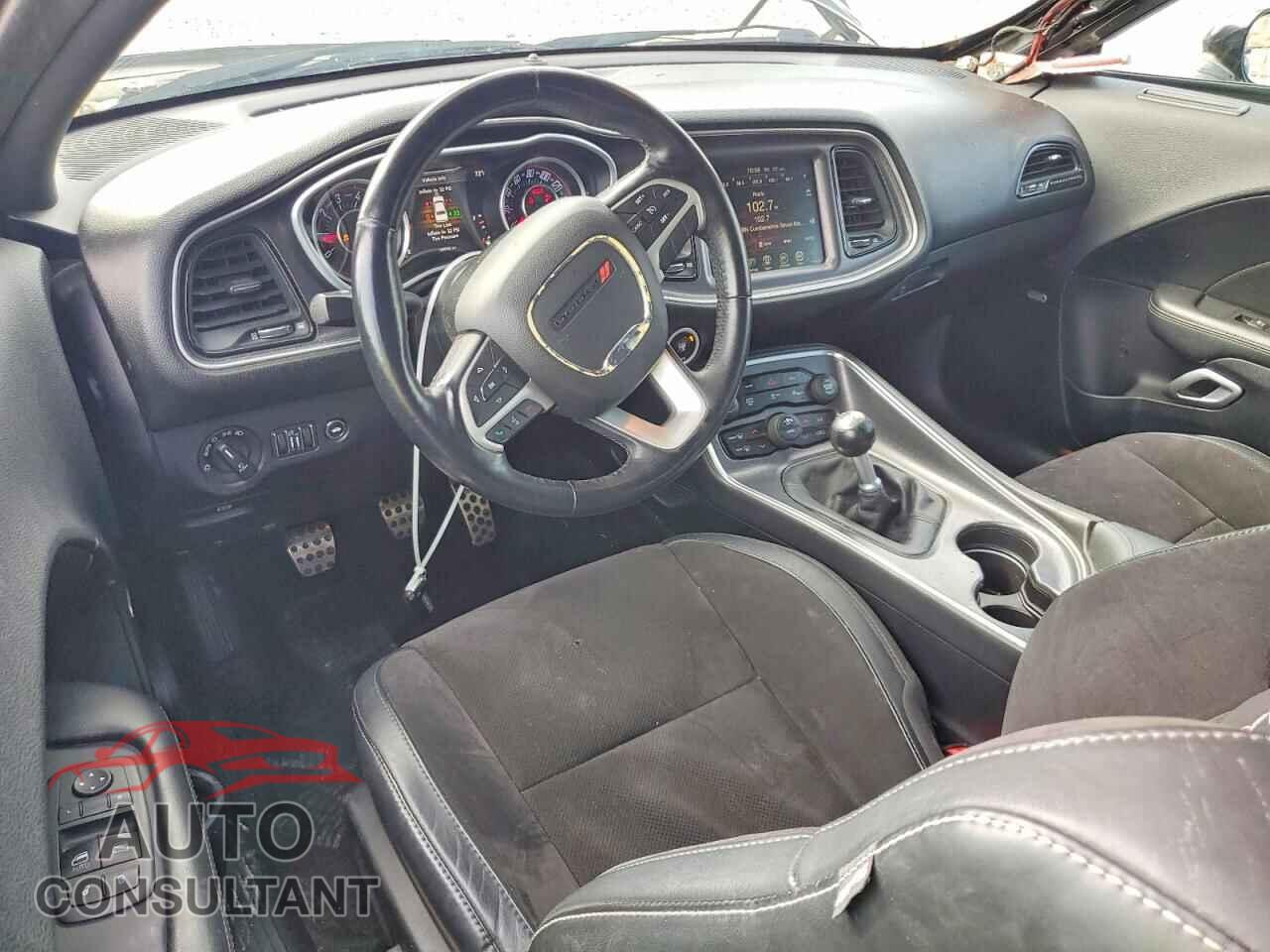 DODGE CHALLENGER 2015 - 2C3CDZBT2FH809814