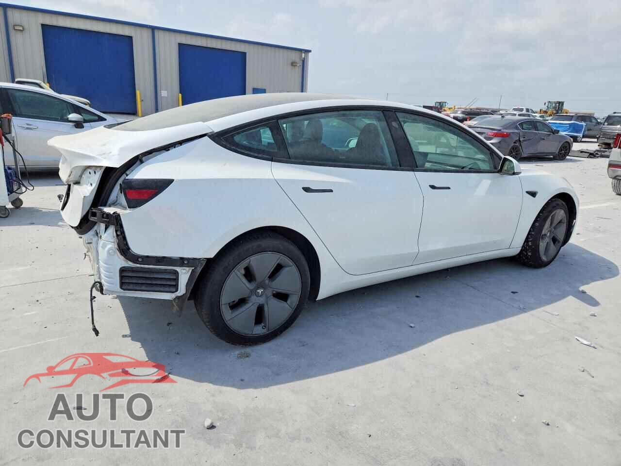 TESLA MODEL 3 2023 - 5YJ3E1EA9PF489855