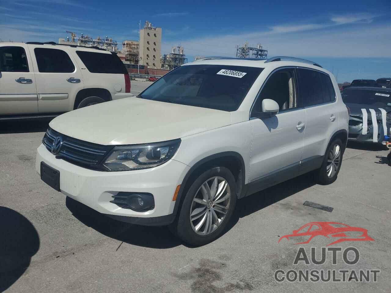 VOLKSWAGEN TIGUAN 2016 - WVGAV7AXXGW579091