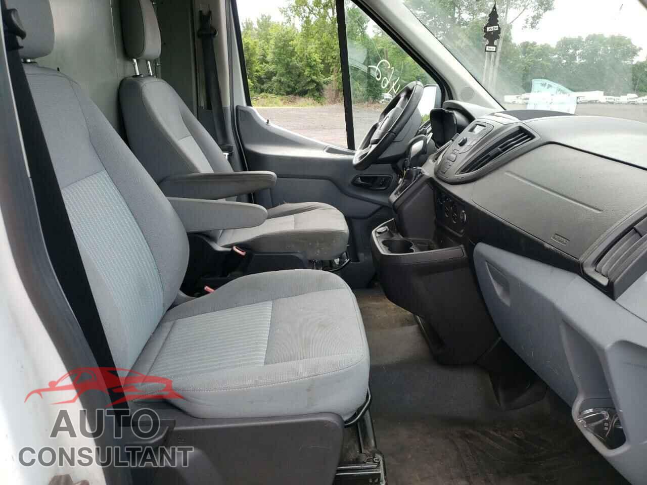FORD TRANSIT CO 2017 - 1FTYR2CM1HKB33885