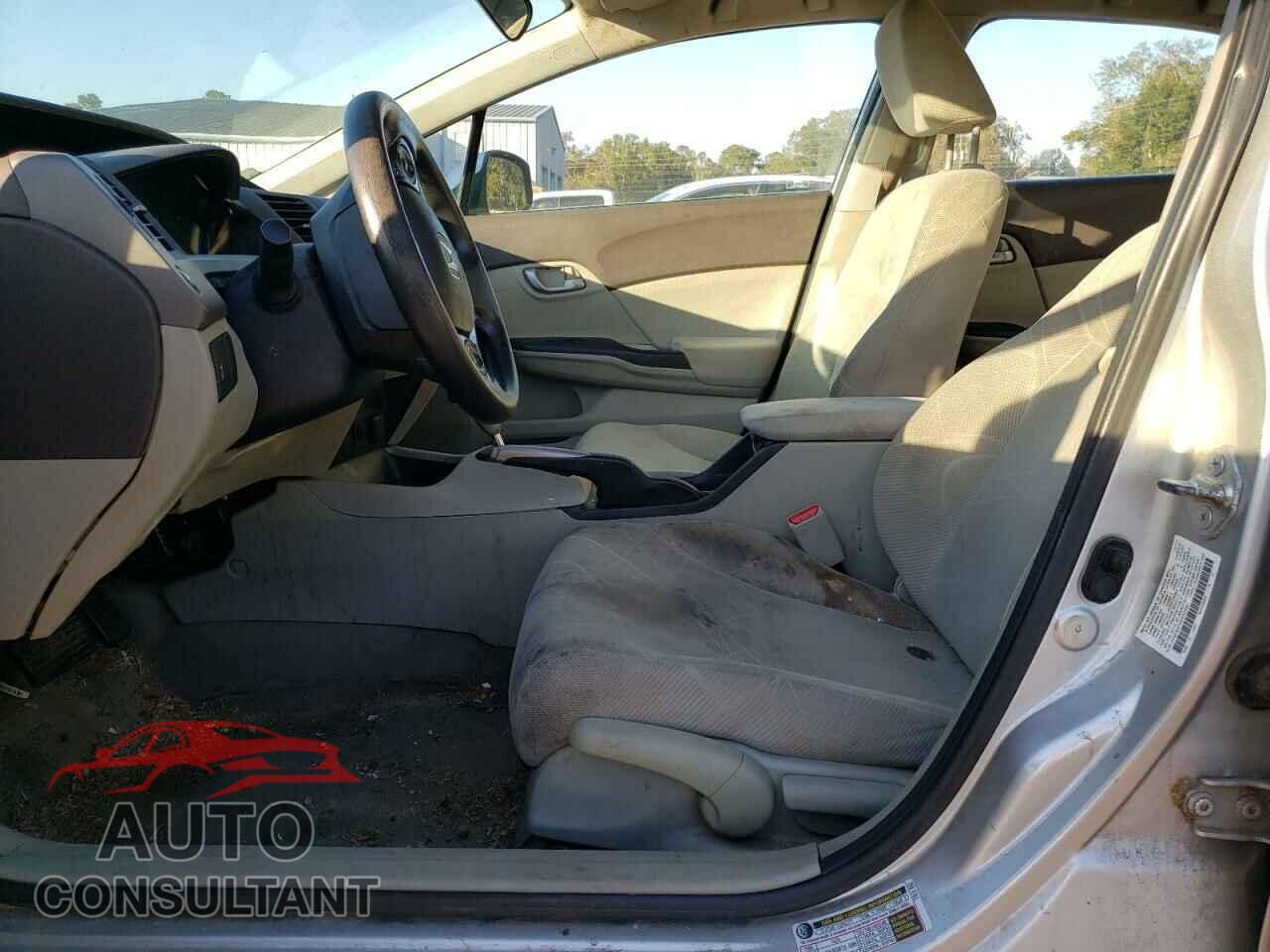 HONDA CIVIC 2012 - 2HGFB2F55CH324601