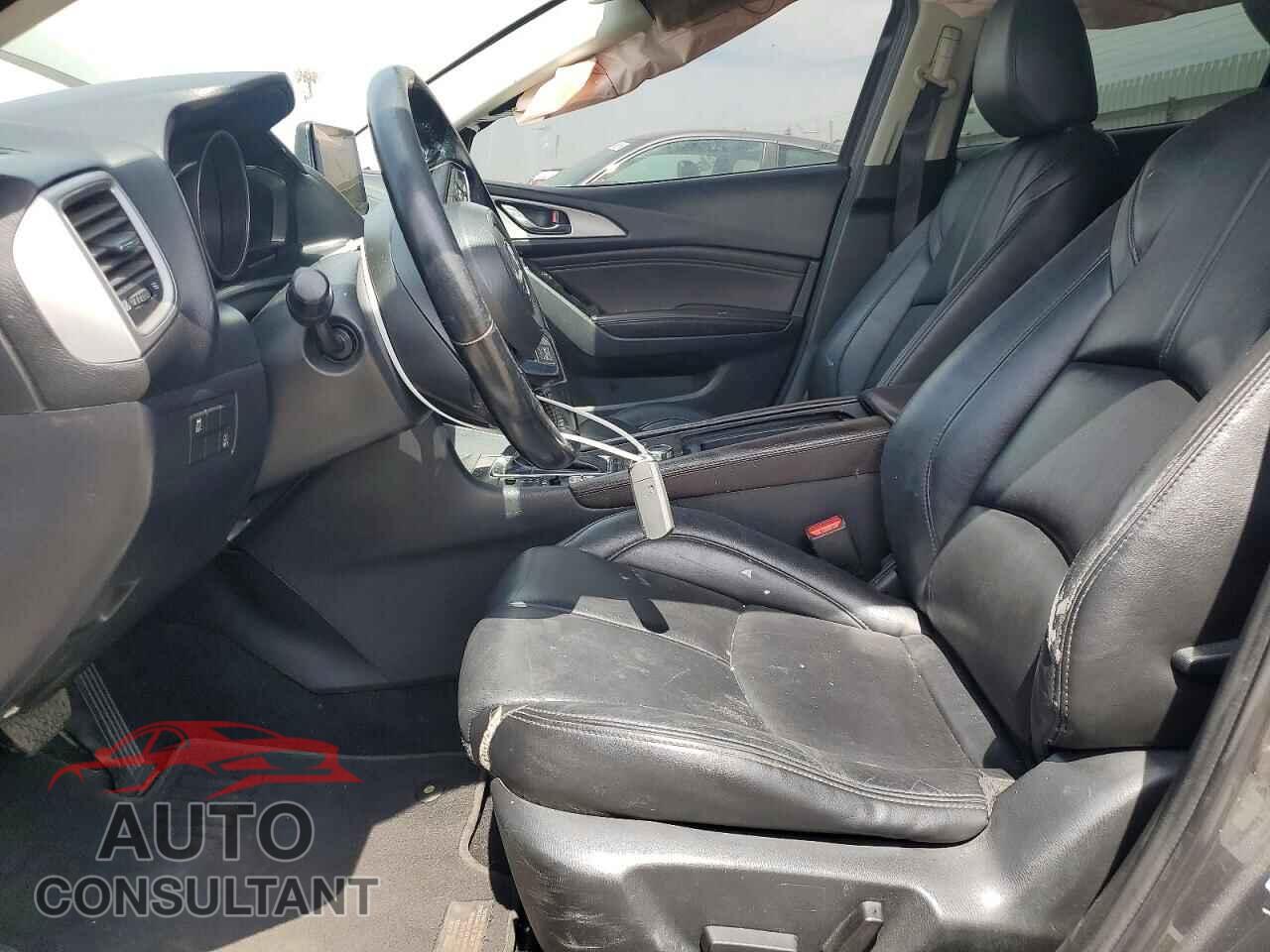 MAZDA 3 2017 - 3MZBN1L75HM150894