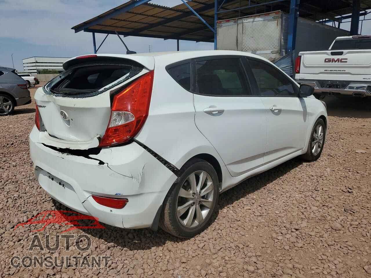 HYUNDAI ACCENT 2013 - KMHCU5AEXDU086713