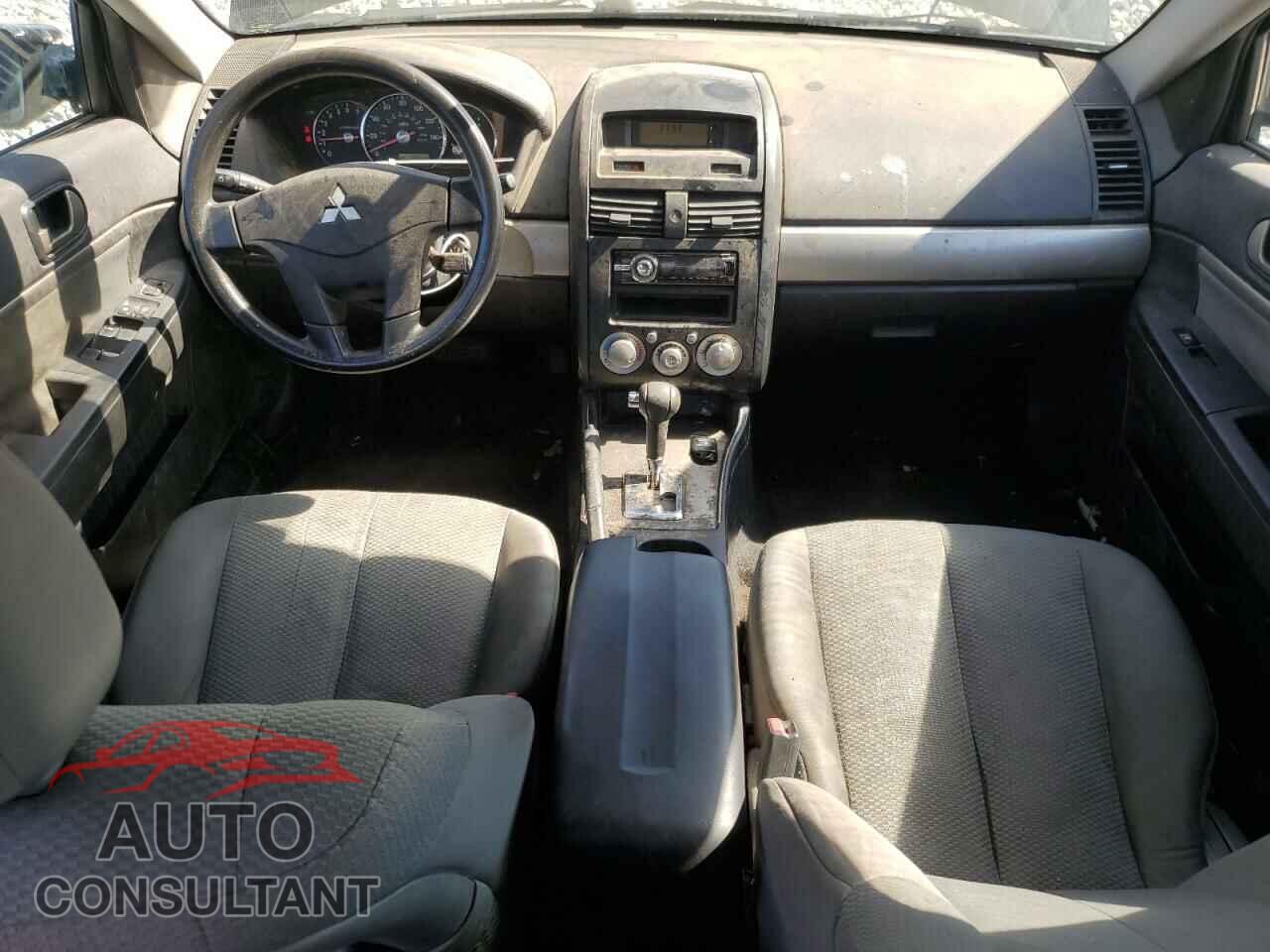 MITSUBISHI GALANT 2011 - 4A32B2FF0BE016258