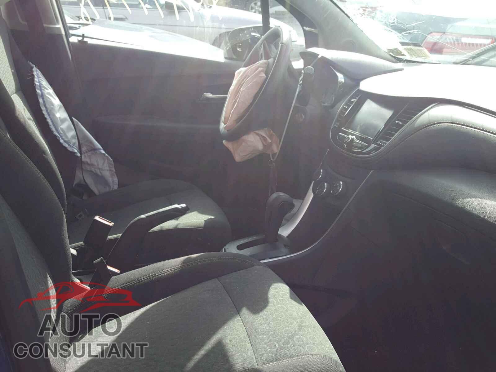 CHEVROLET TRAX LS 2017 - 3GNCJKSB3HL163669