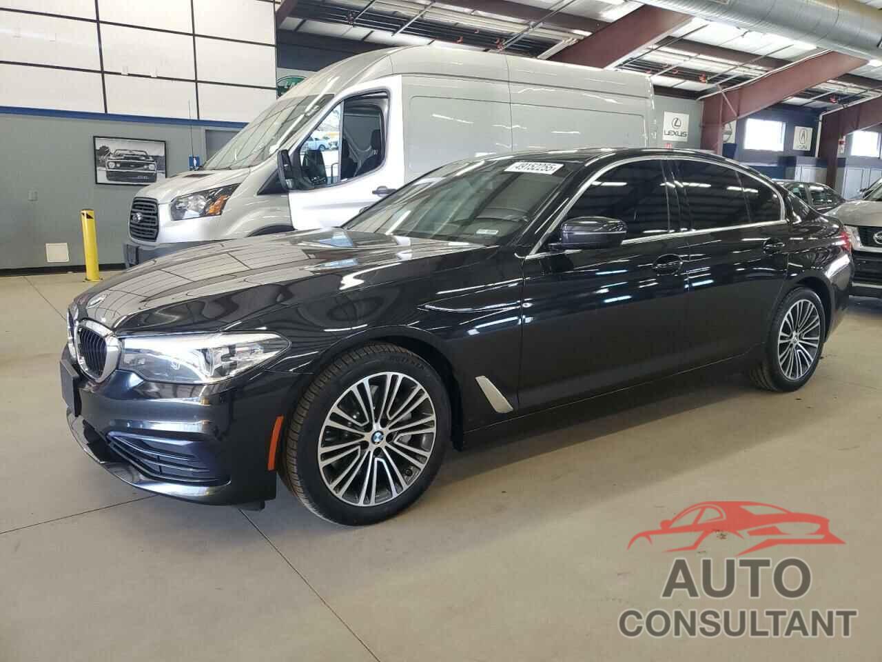 BMW 5 SERIES 2019 - WBAJA5C50KWW07700