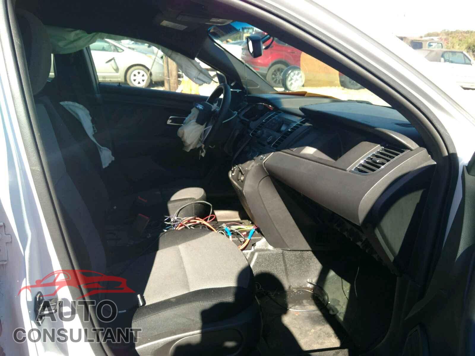 FORD TAURUS 2015 - 1FAHP2MK4FG121206